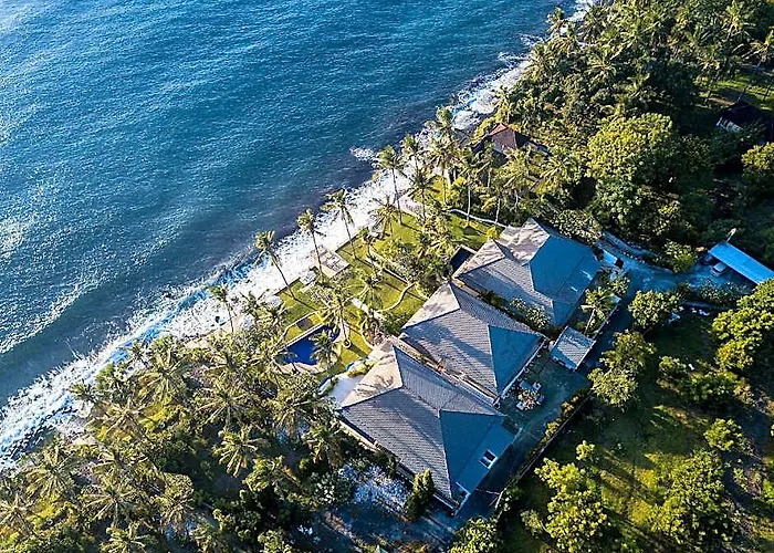 ホテル Kanna Seafront Estate