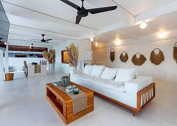 Kanna Seafront Estate ホテル 5*
